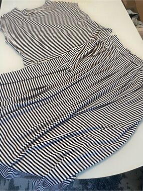 Striped 2 Piece Top and Maxi Skirt Set Pockets Side Vents Black White XL